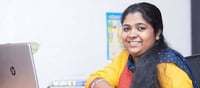 ఒక్క యూట్యూబ్ చానల్ ద్వారా ఈ మహిళ ఎంత సంపాదిస్తుందో తెలుసా?